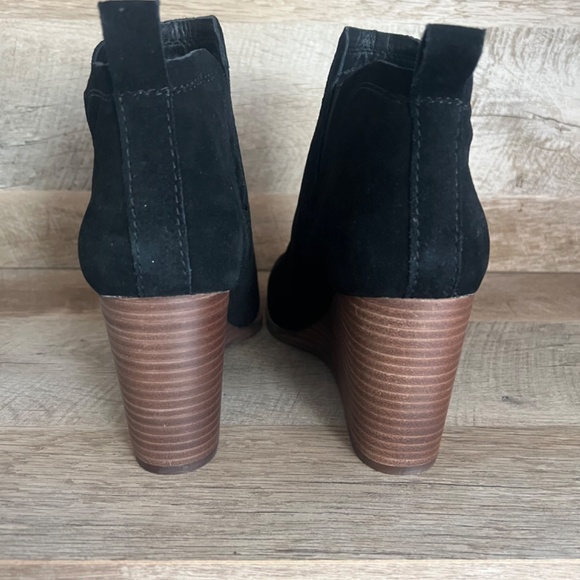 NWT Crown Vintage Wedge Bootie Size 10 - Picture 4 of 8